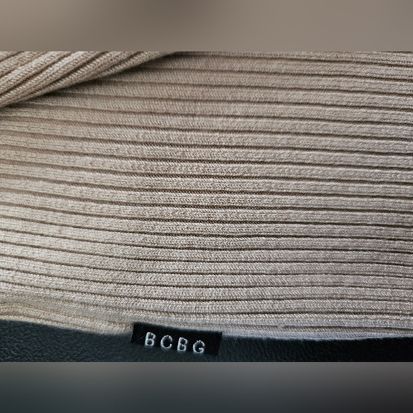 NWOT - BCBGMaxAzria Silk Blend Tan Jersey - Size XL - Picture 10 of 11